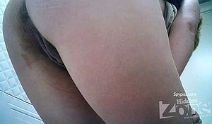 Женский писсинг на скрытую камеру