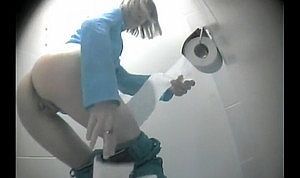 Spy2wc 10 подглядывание в туалете