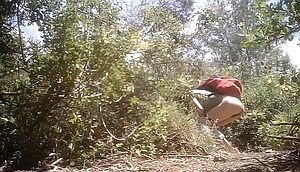 Реальная скрытая камера с писающими девушками